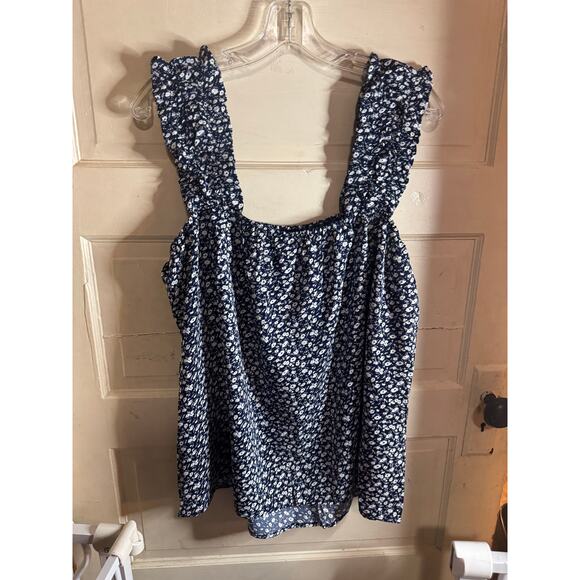 Navy Mini Floral Smocked Flowy Tank XL NWT - Picture 4 of 5